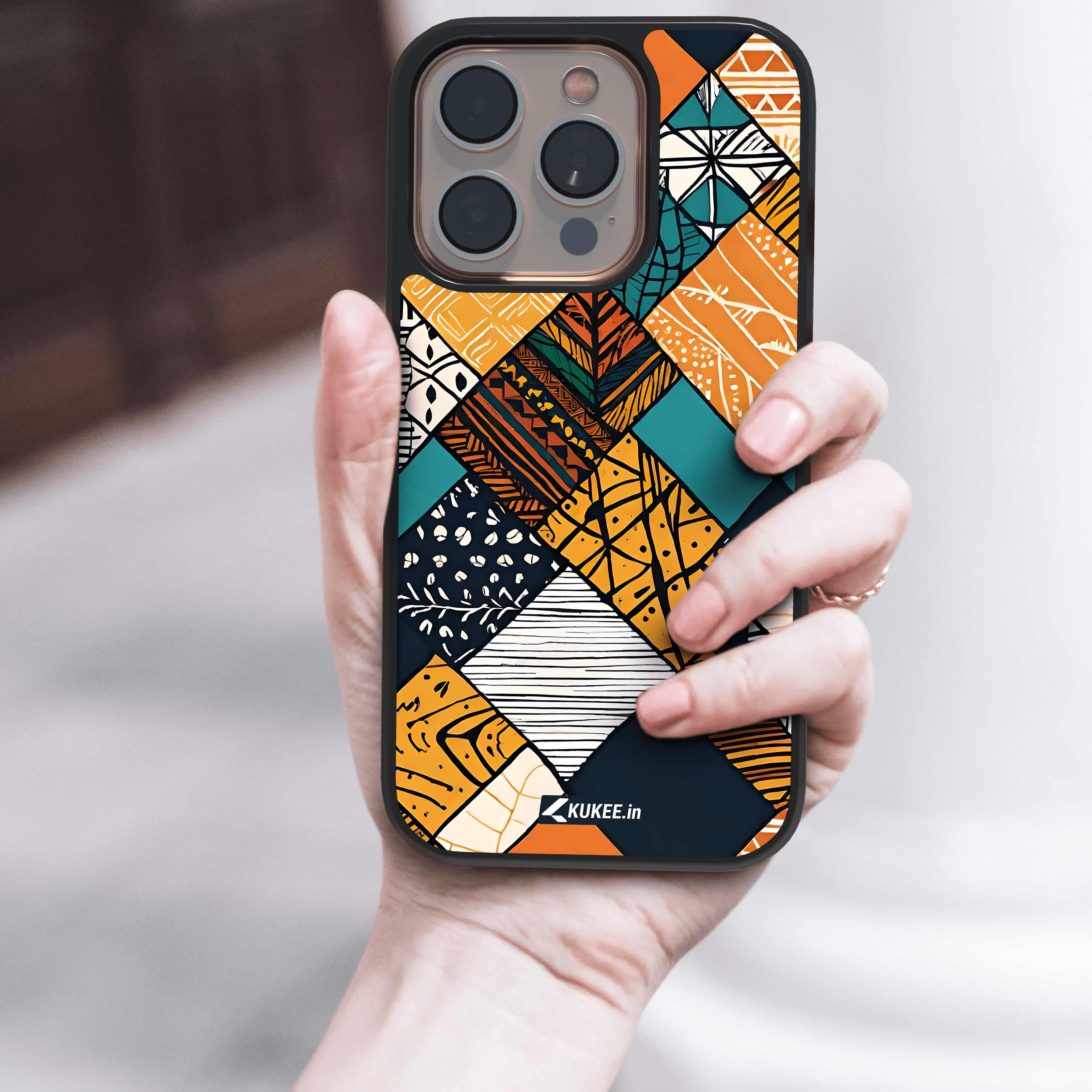 Bold African Print Mobile Cover - Geometric Tribal Pattern