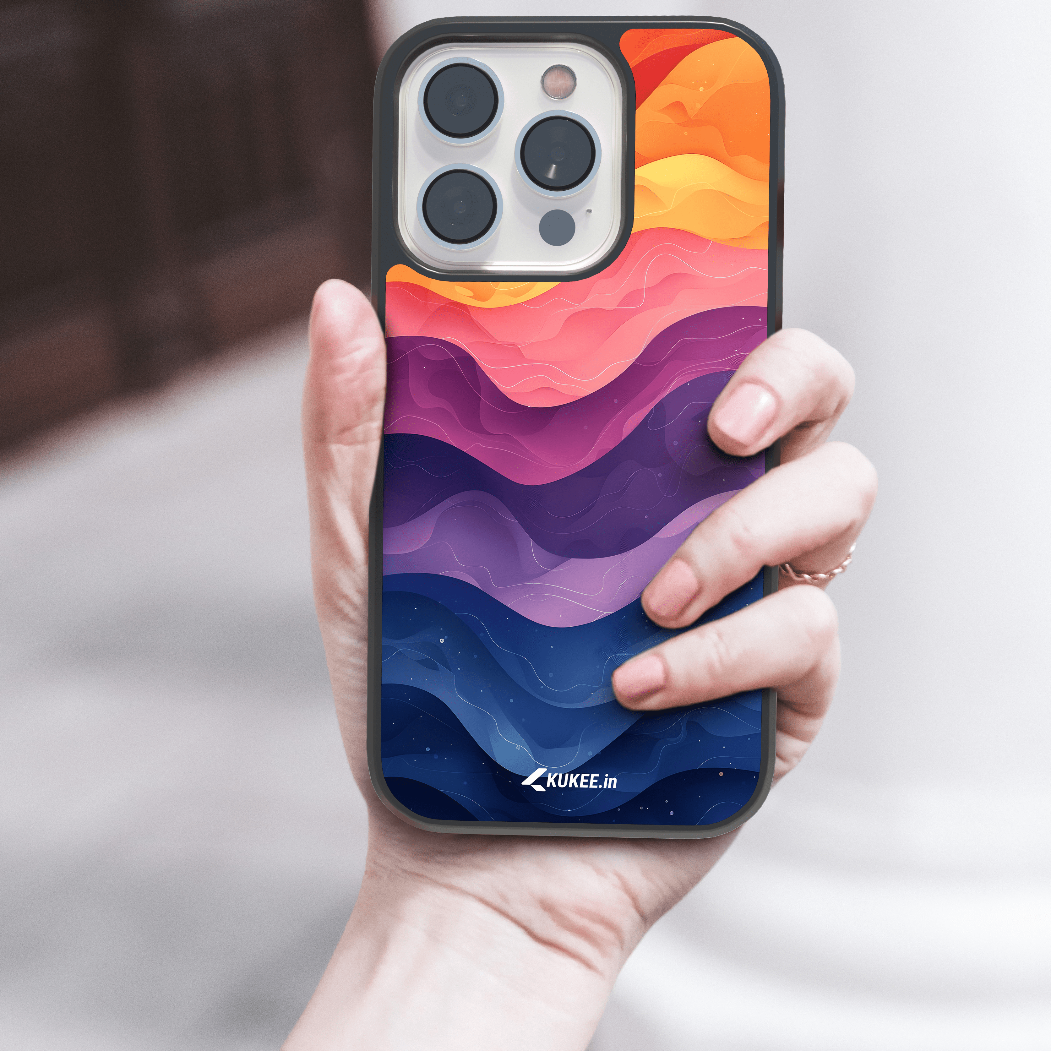 Vibrant Wave Art Mobile Cover - Flowing Abstract Design