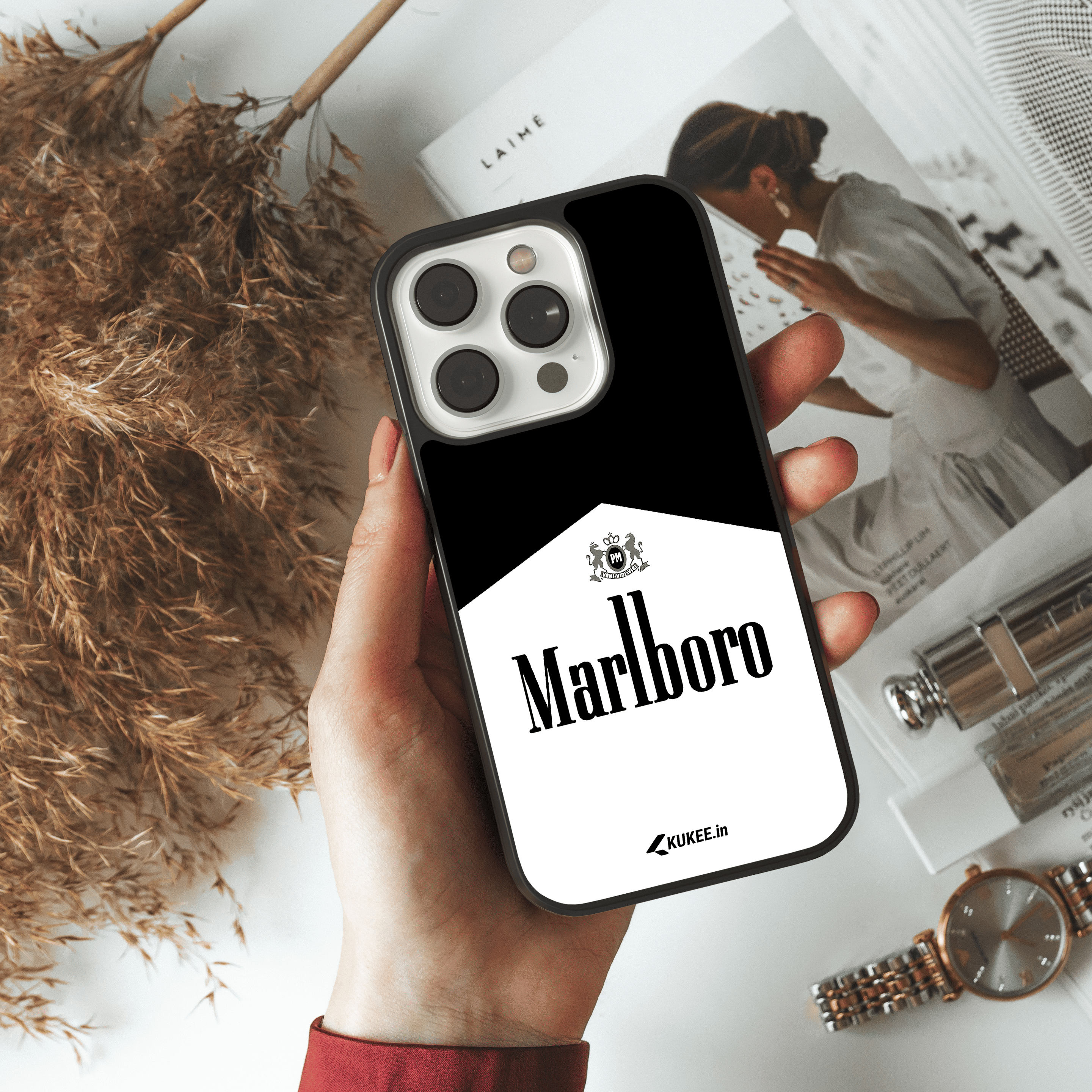 Marlboro Mobile Case - Classic Cigarette Brand Design