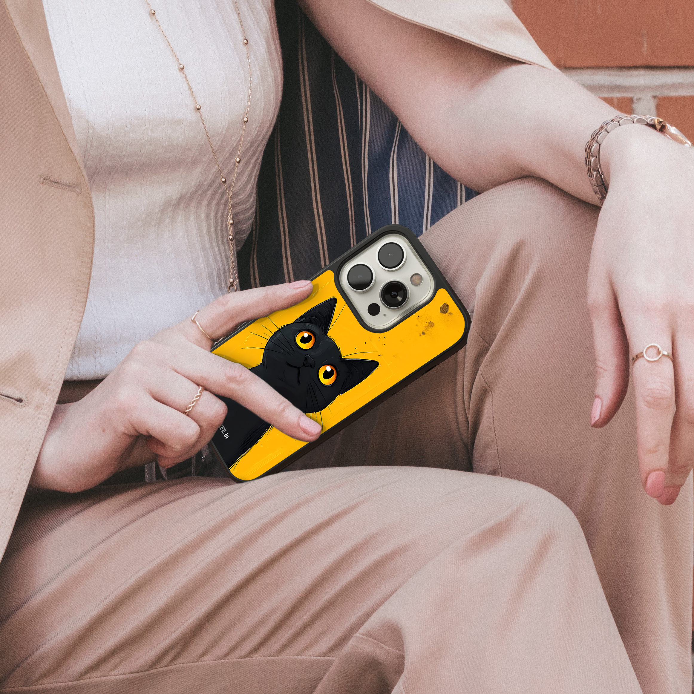 Big Eye Cat Mobile Cover - Curious Black Kitty Art