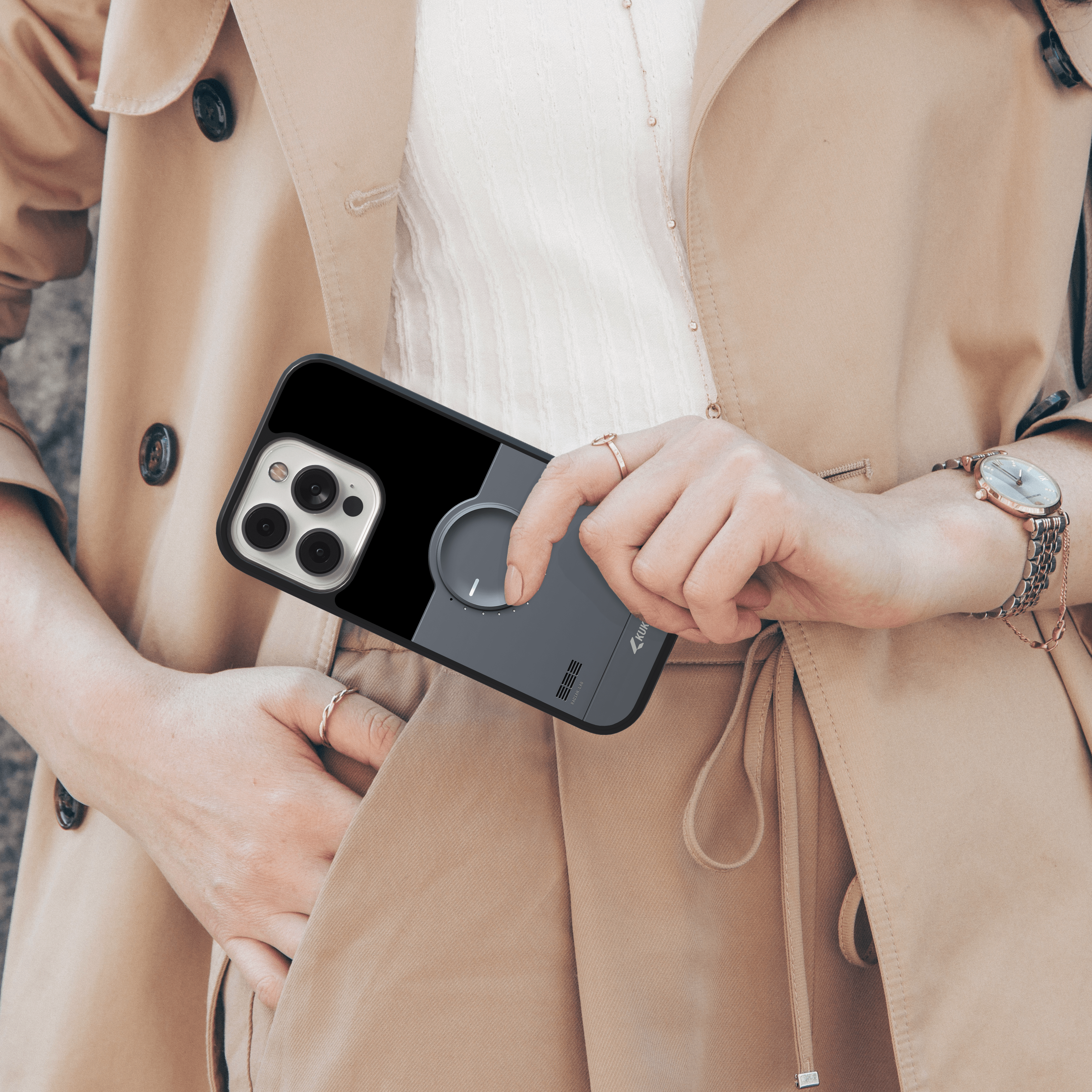 Modern Audio Equipment Mobile Cover - Simple Knob Control