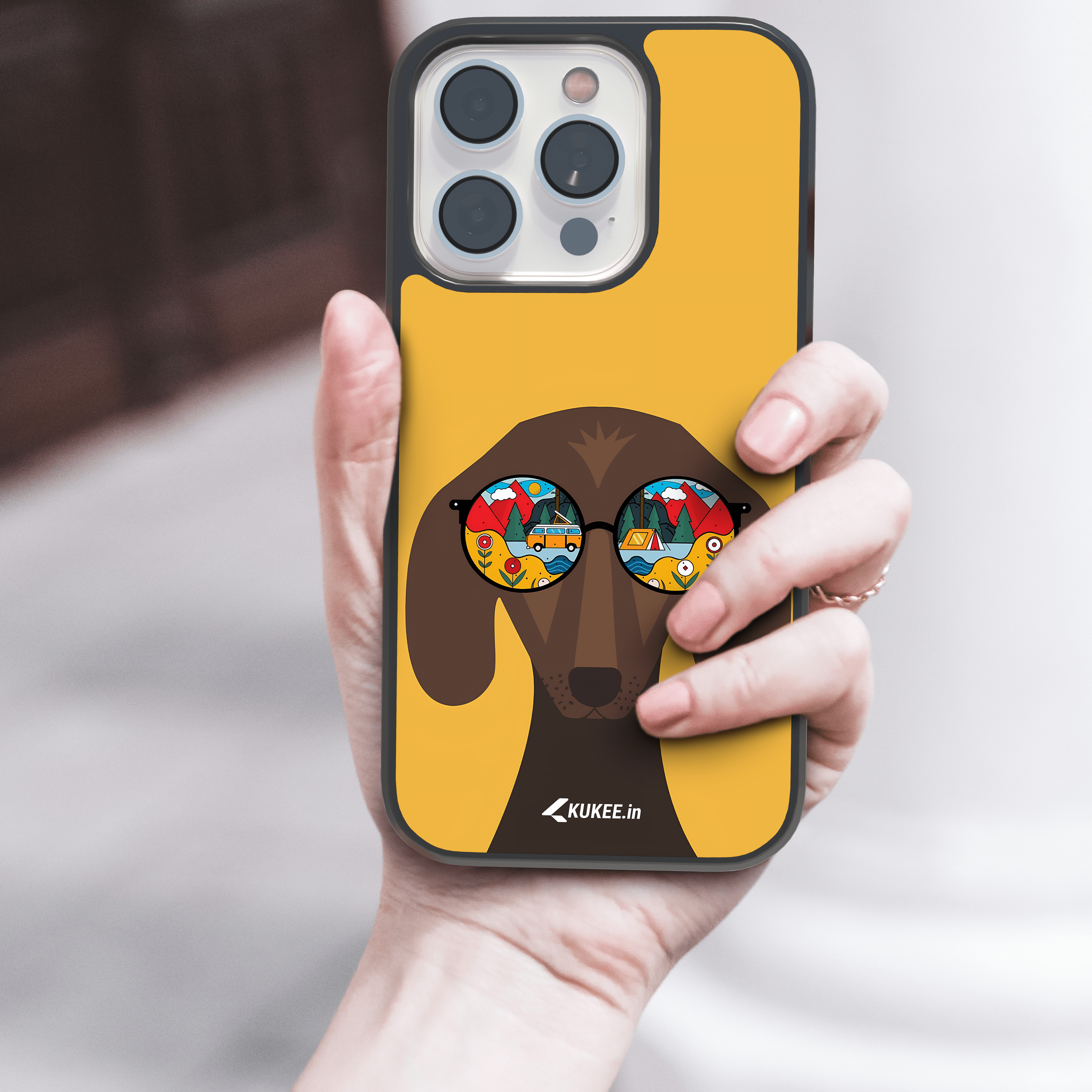 Funny Dog Camper Mobile Cover - Travel Vibes Animal Art